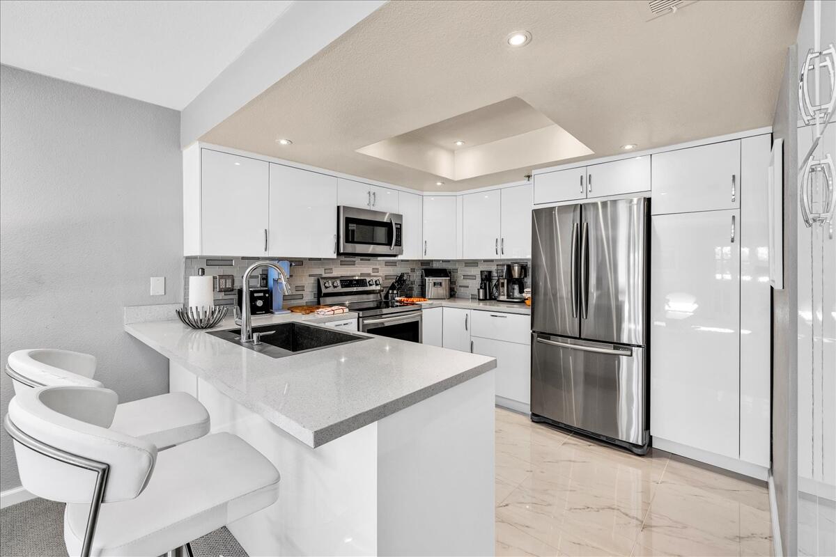 Palm Springs, California 92262, United States, 1 Bedroom Bedrooms, ,2 BathroomsBathrooms,Residential,Active,238805