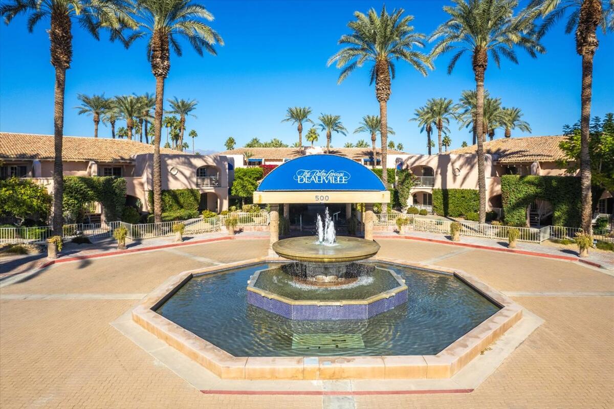 Palm Springs, California 92262, United States, 1 Bedroom Bedrooms, ,2 BathroomsBathrooms,Residential,Active,238805