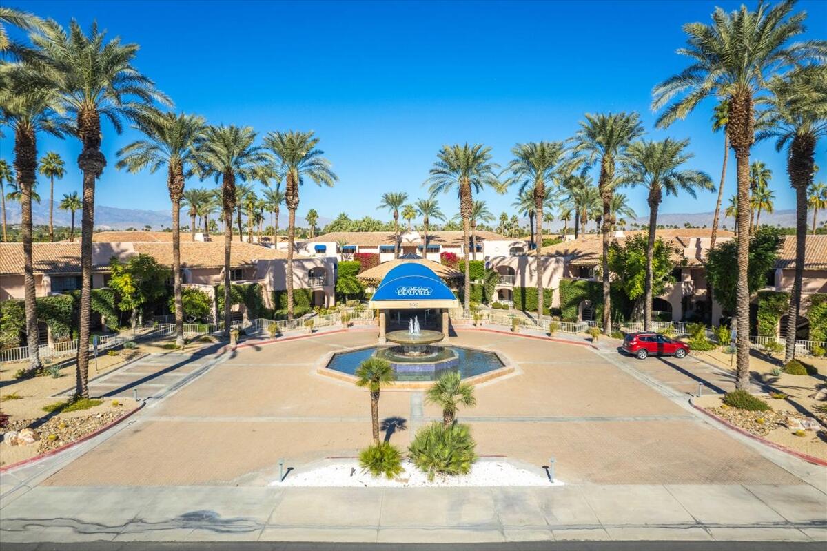 Palm Springs, California 92262, United States, 1 Bedroom Bedrooms, ,2 BathroomsBathrooms,Residential,Active,238805