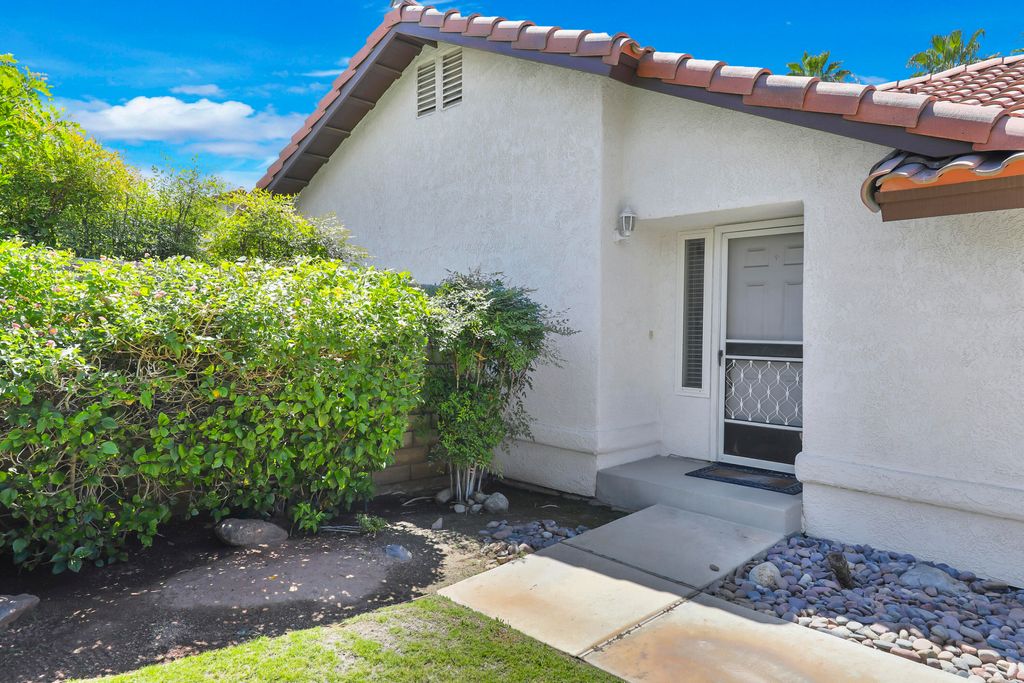 Photo of 49100 Balada Court, La Quinta, CA 92253 (MLS # 219148193)