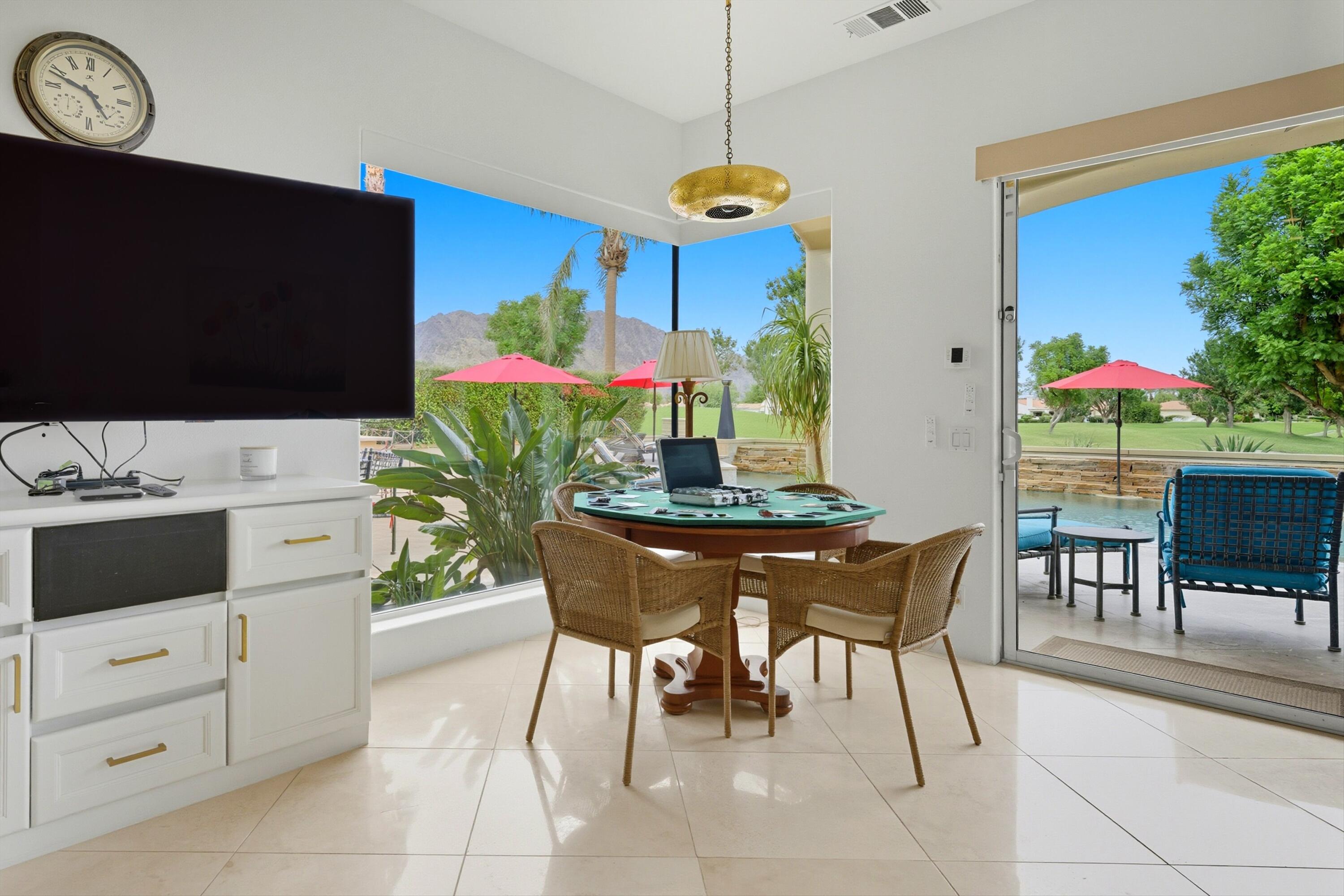 La Quinta, California 92253, United States, 4 Bedrooms Bedrooms, ,3 BathroomsBathrooms,Residential,Active,215297