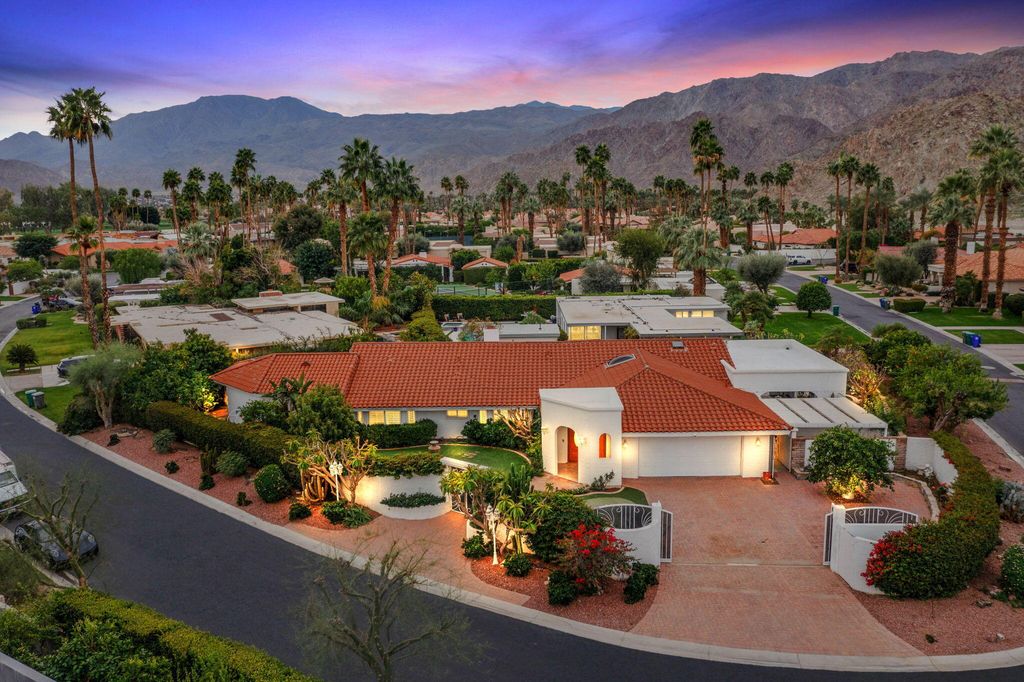 Photo of 48825 Ave Anselmo, La Quinta, CA 92253 (MLS # 219145344)