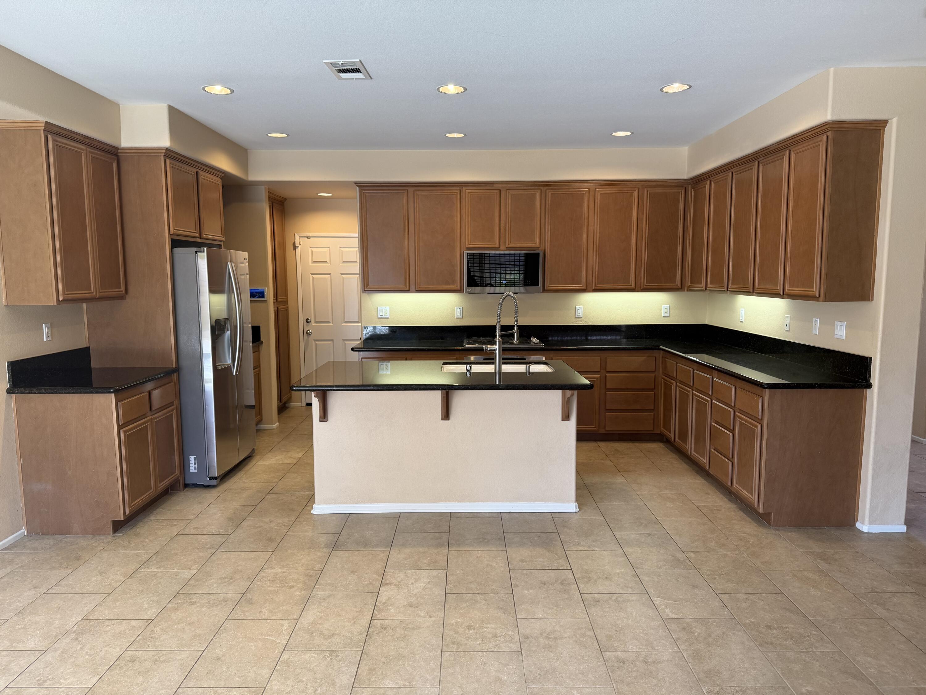 Indio, California 92203, United States, 4 Bedrooms Bedrooms, ,3 BathroomsBathrooms,Residential,Active,222091