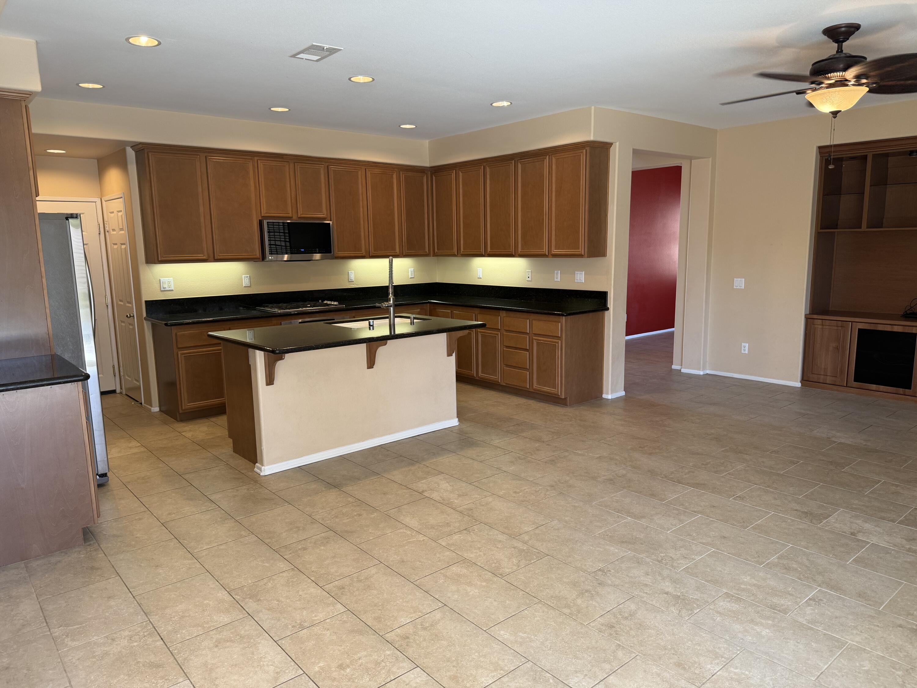 Indio, California 92203, United States, 4 Bedrooms Bedrooms, ,3 BathroomsBathrooms,Residential,Active,222091