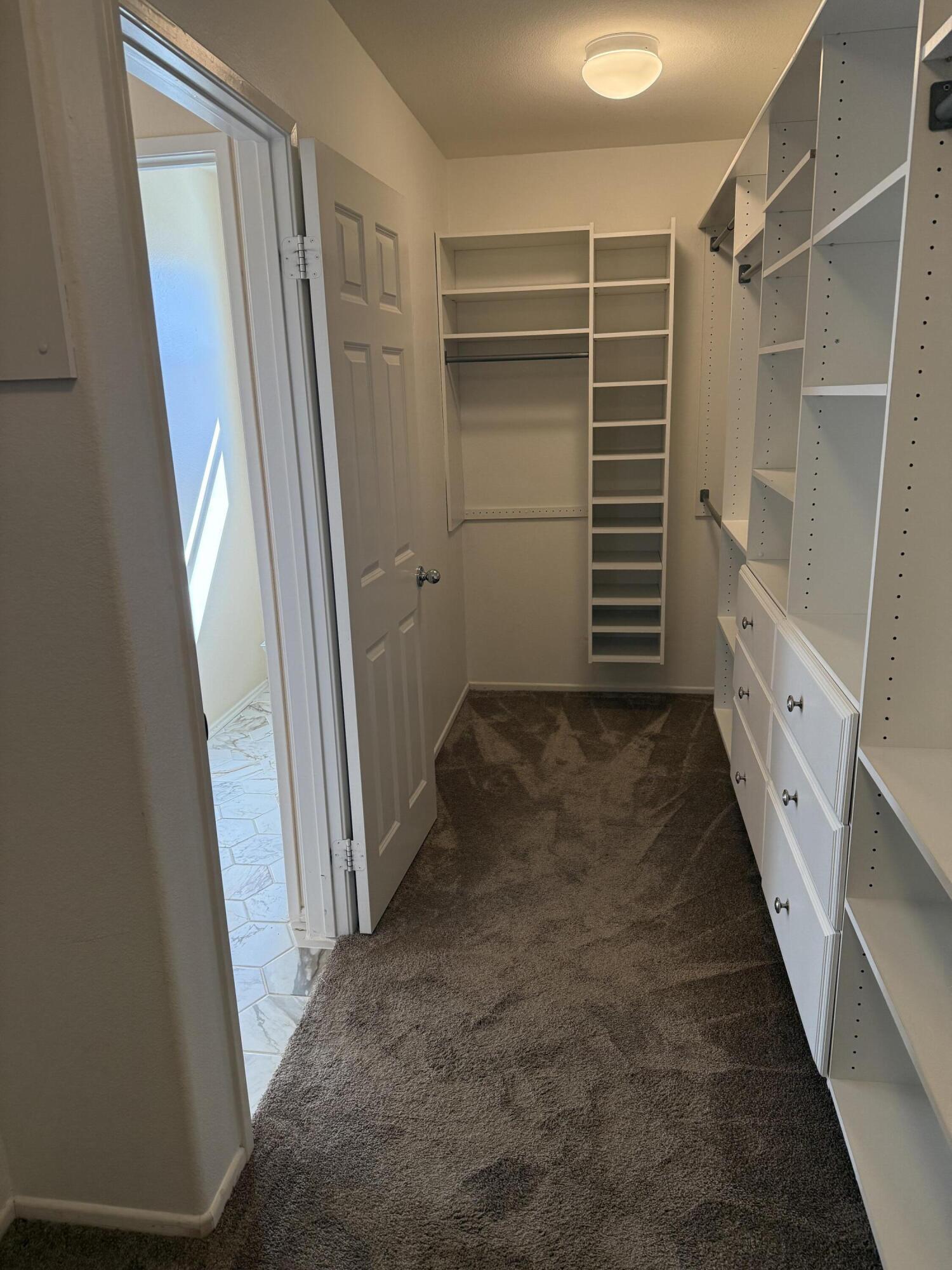 Indio, California 92203, United States, 4 Bedrooms Bedrooms, ,3 BathroomsBathrooms,Residential,Active,222091