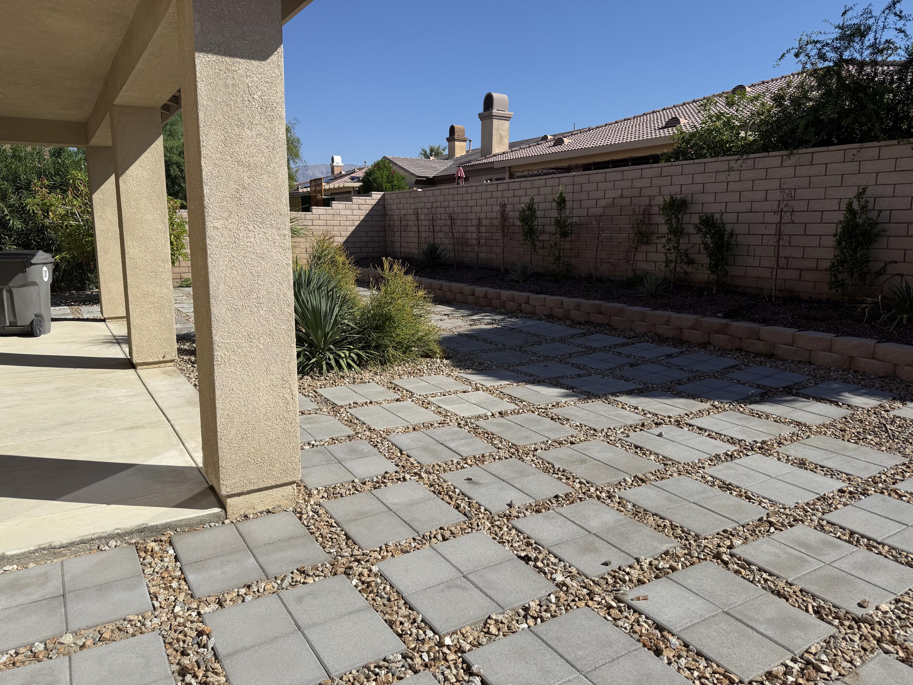 Indio, California 92203, United States, 4 Bedrooms Bedrooms, ,3 BathroomsBathrooms,Residential,Active,222091