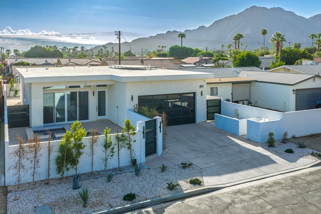 Photo of 51304 Avenida Vallejo, La Quinta, CA 92253 (MLS # 219152643)