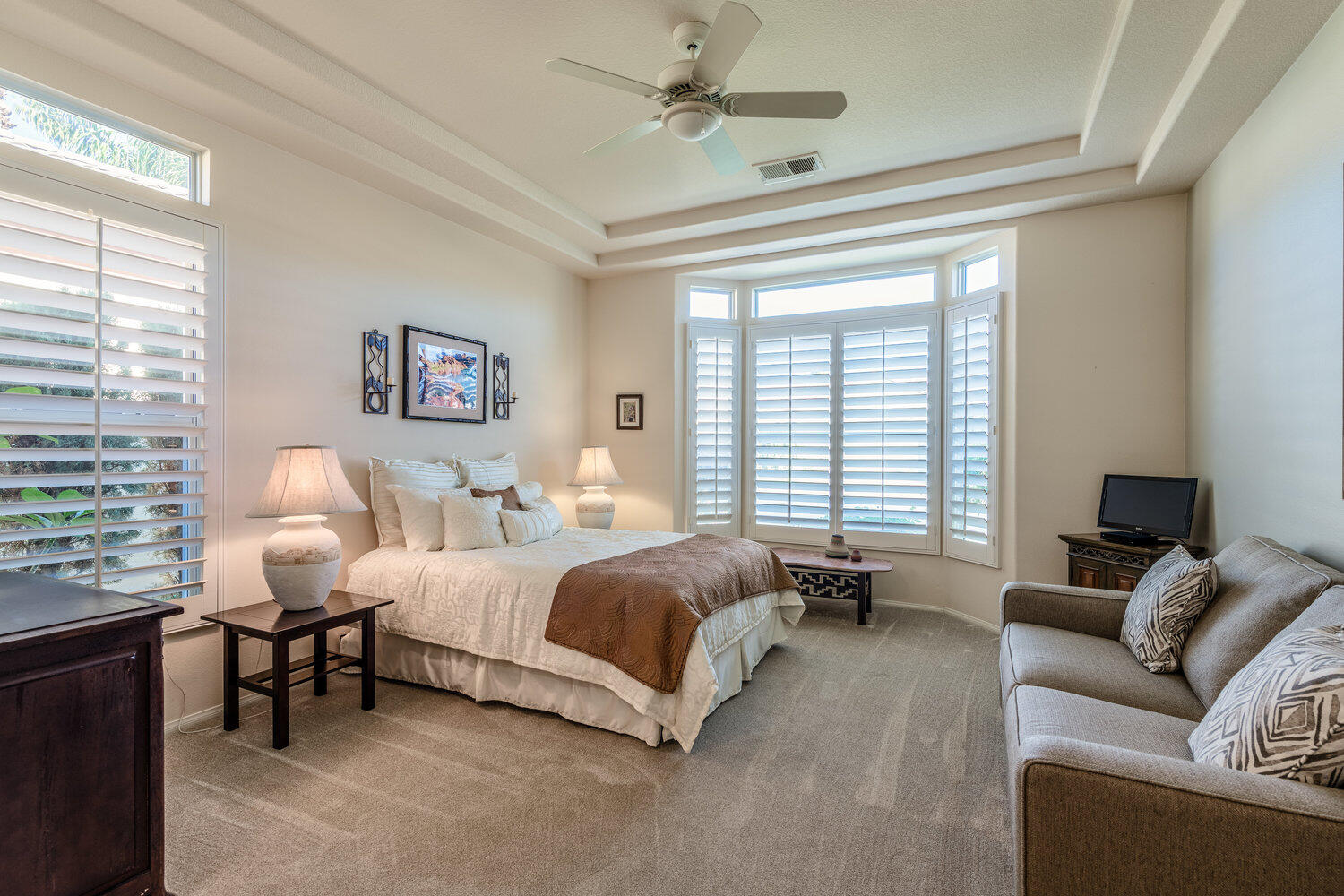 Indio, California 92201, United States, 2 Bedrooms Bedrooms, ,3 BathroomsBathrooms,Residential,Active,241404