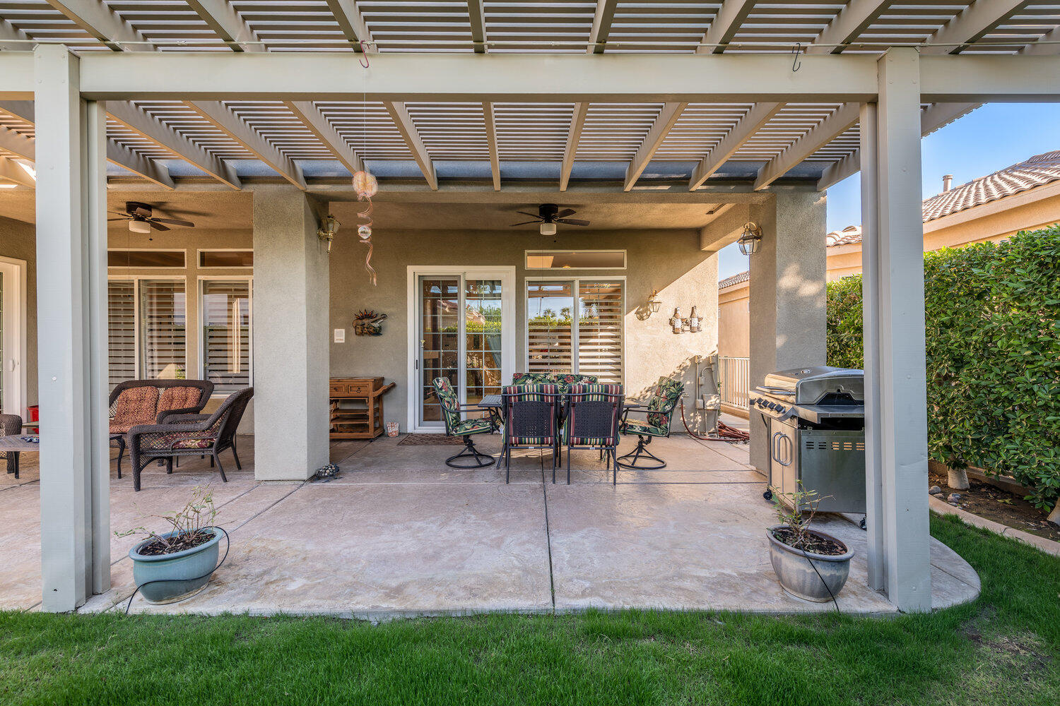 Indio, California 92201, United States, 2 Bedrooms Bedrooms, ,3 BathroomsBathrooms,Residential,Active,241404