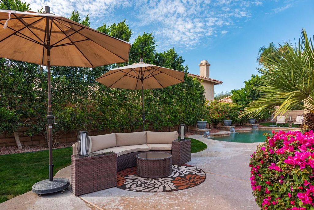 Photo of 78955 Zenith Way, La Quinta, CA 92253 (MLS # 219143103)