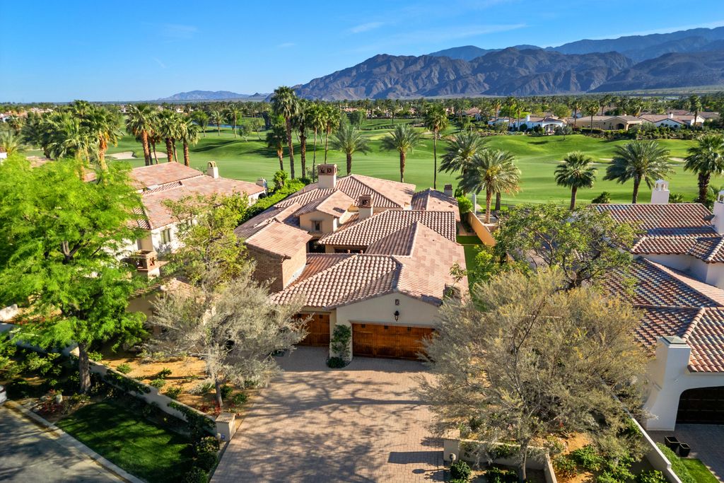 Photo of 58154 Aracena, La Quinta, CA 92253 (MLS # 219145571)