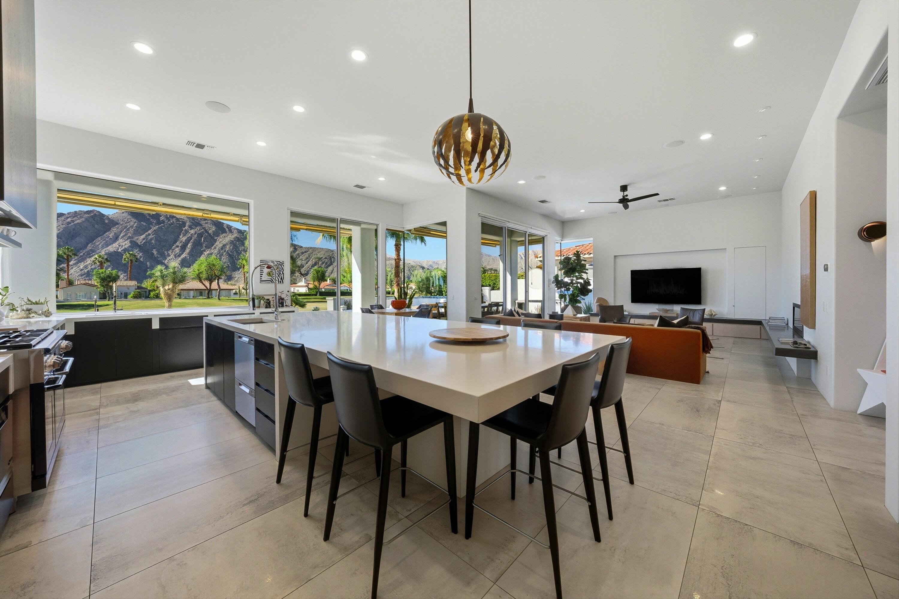 La Quinta, California 92253, United States, 4 Bedrooms Bedrooms, ,4 BathroomsBathrooms,Residential,Active,230794