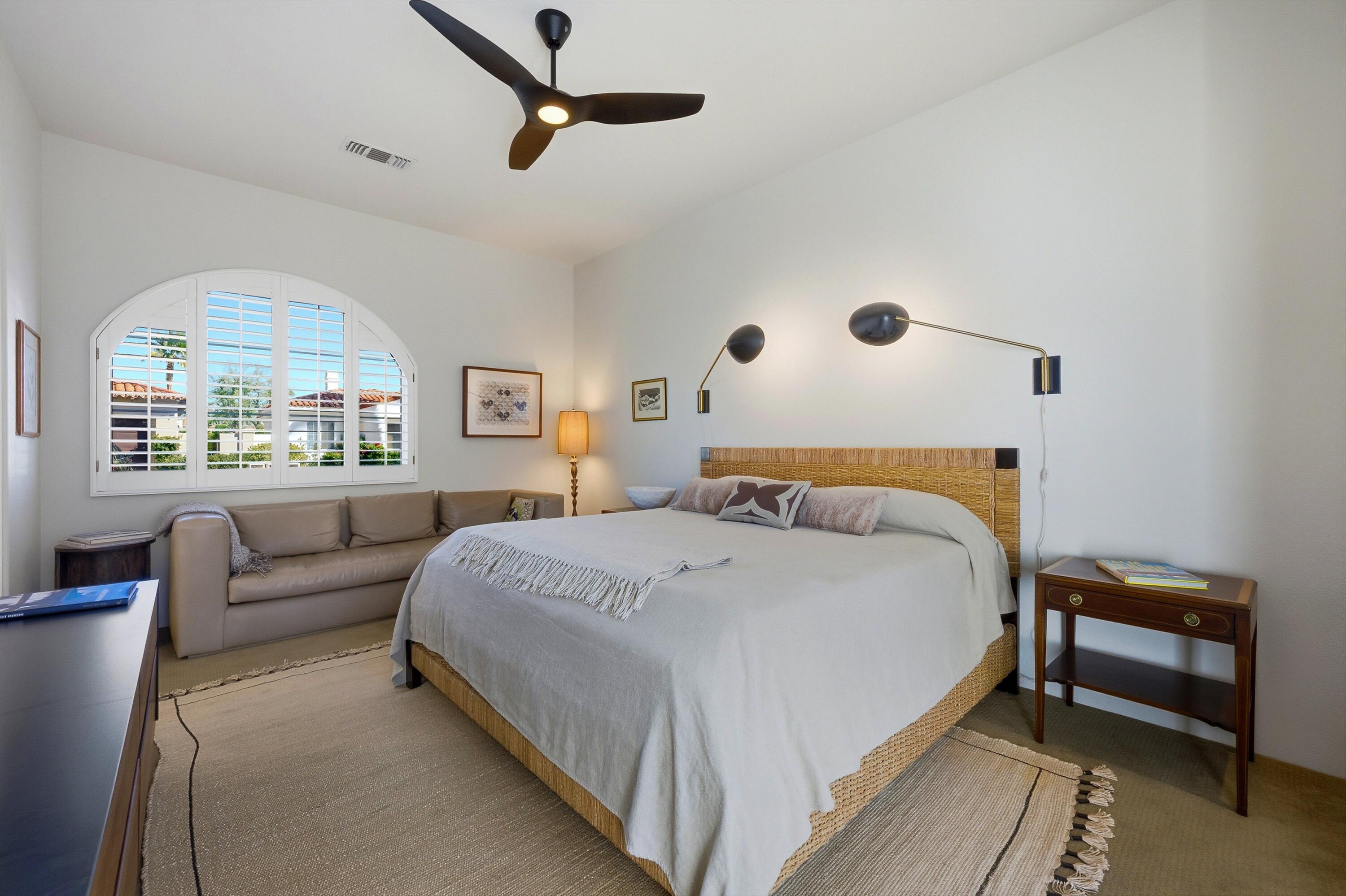 La Quinta, California 92253, United States, 4 Bedrooms Bedrooms, ,4 BathroomsBathrooms,Residential,Active,230794