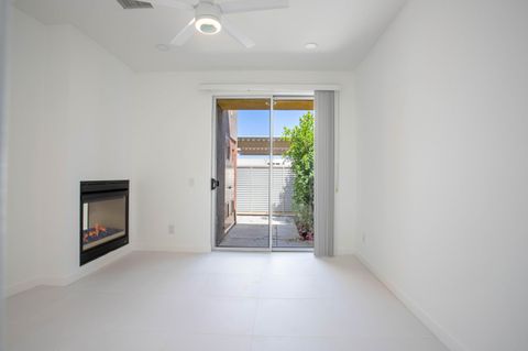 Condominium in Palm Springs CA 3597 Quiet Side Street 10.jpg