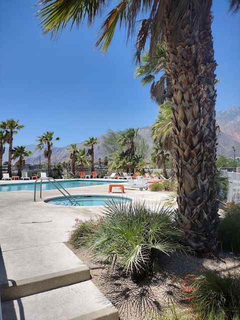 Condominium in Palm Springs CA 3597 Quiet Side Street 39.jpg