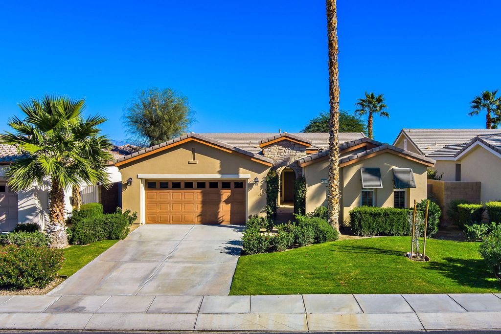 Photo of 60856 Fire Barrel Drive, La Quinta, CA 92253 (MLS # 219141467)