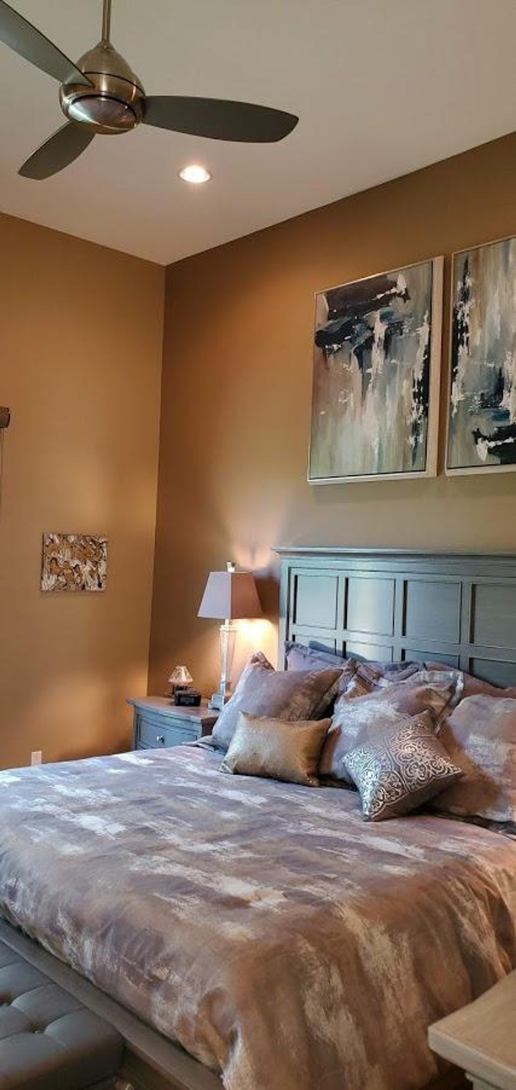 listing image 10996842475482271873