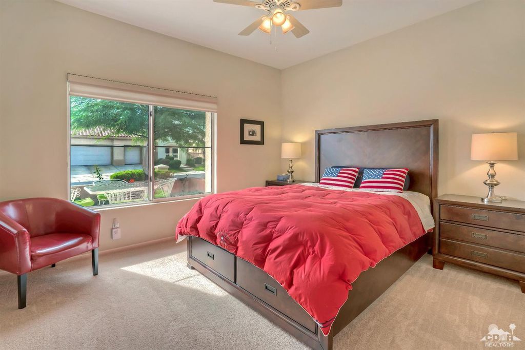 listing image 10995979852549910286