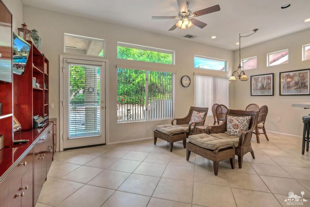 listing image 10996753639297593949