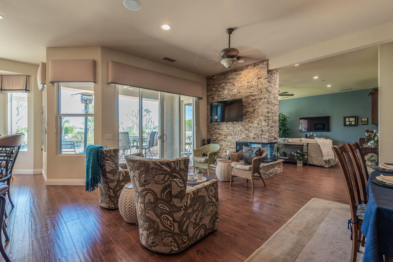 Indio, California 92201, United States, 4 Bedrooms Bedrooms, ,4 BathroomsBathrooms,Residential,Active,241414