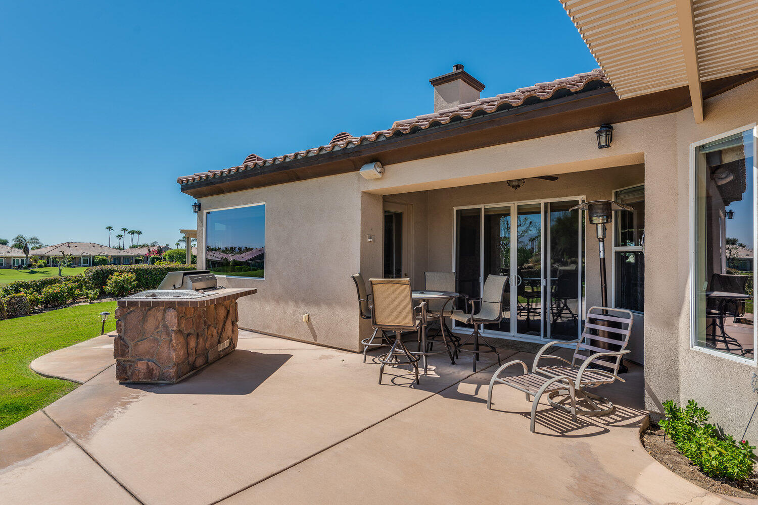 Indio, California 92201, United States, 4 Bedrooms Bedrooms, ,4 BathroomsBathrooms,Residential,Active,241414