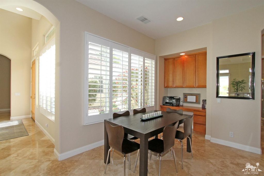 listing image 10998267035539272026
