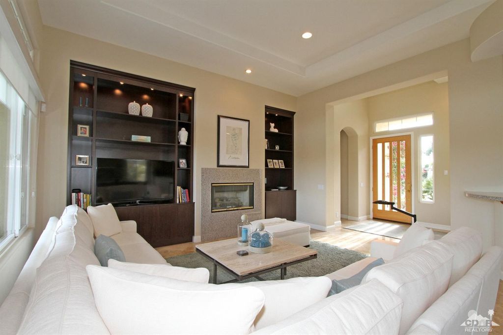 listing image 10997096078608950802
