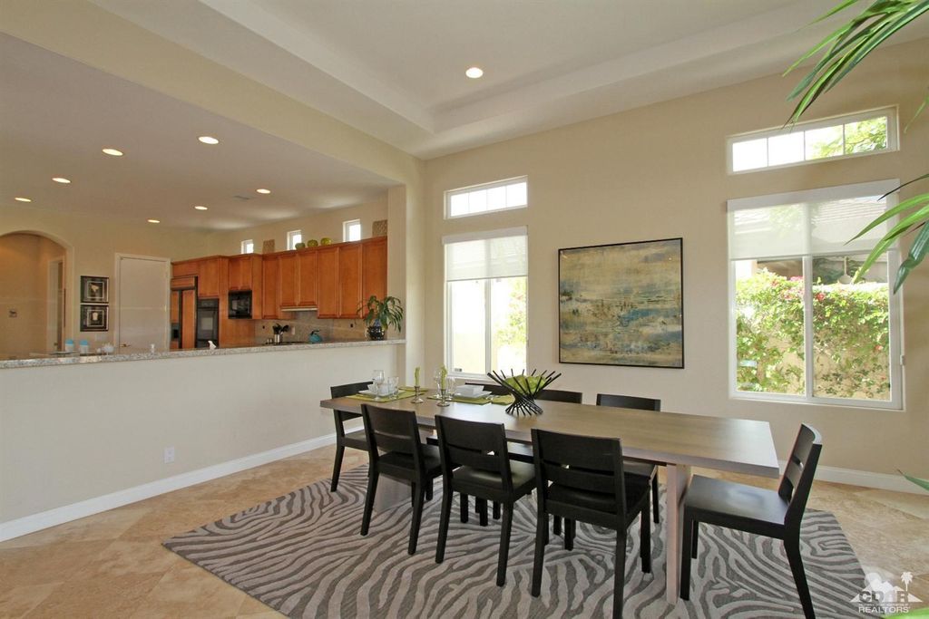 listing image 10999159608719325494