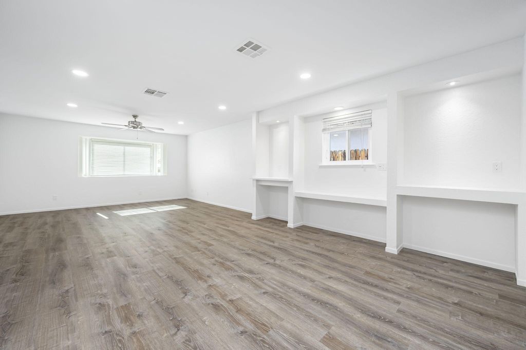 Photo of 53967 Avenida Navarro, La Quinta, CA 92253 (MLS # 219131763)