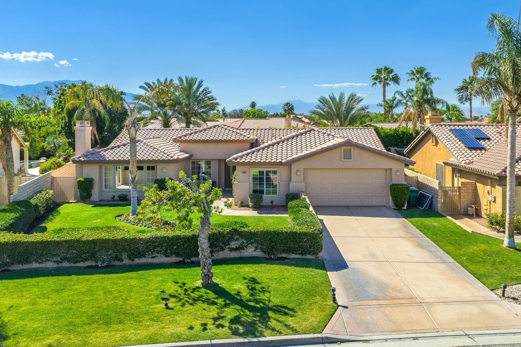 Photo of 43635 Galaxy Drive, La Quinta, CA 92253 (MLS # 219147638)