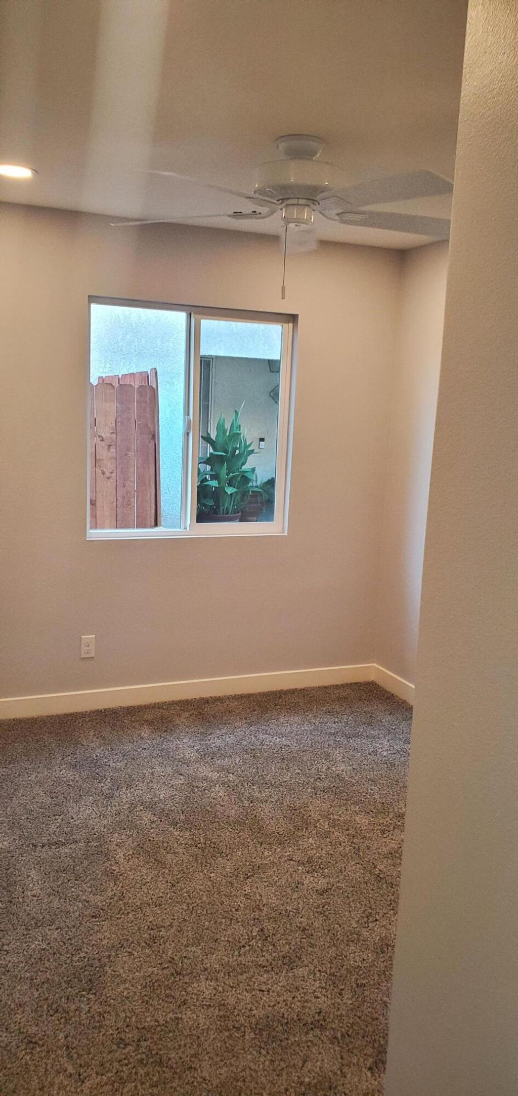 listing image 10992805938447