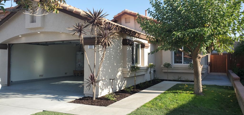listing image 10993606947932
