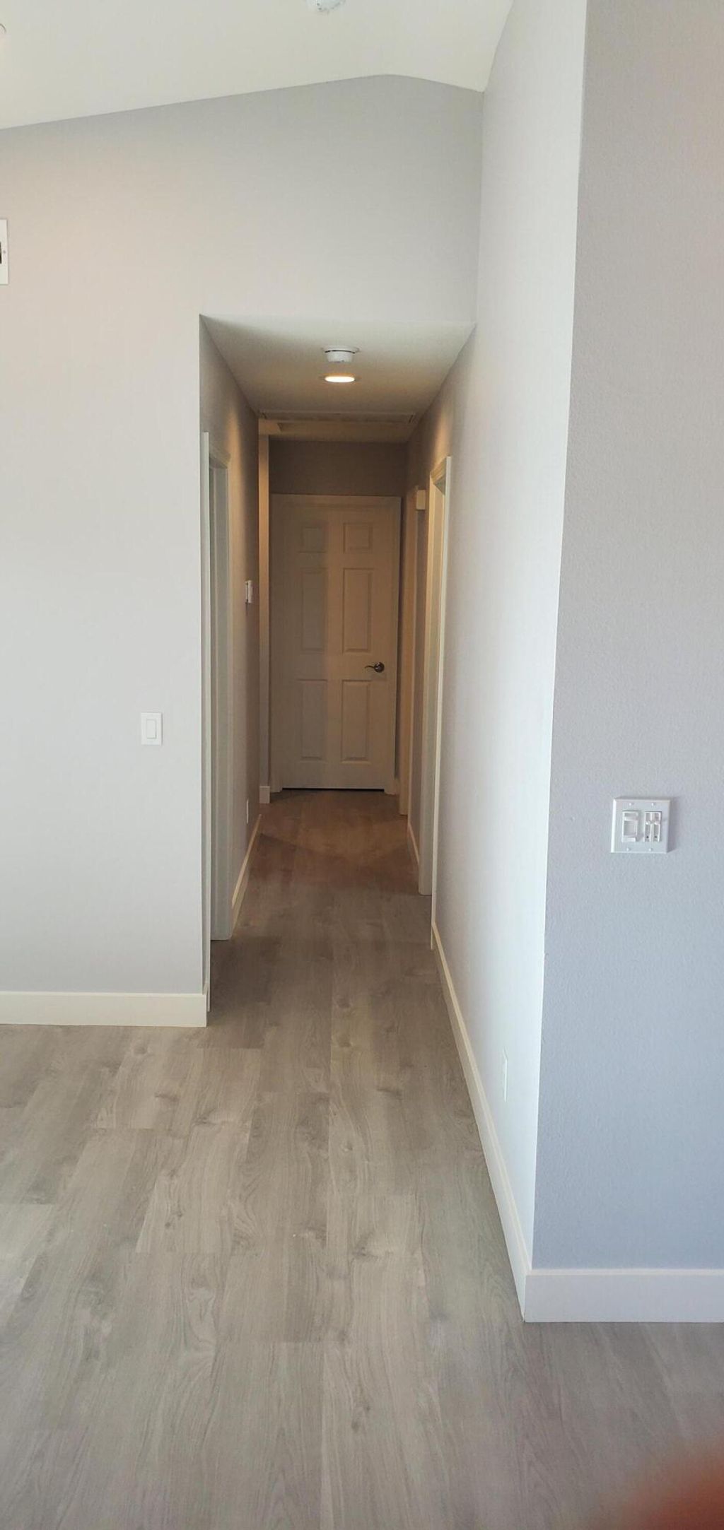 listing image 10992530068246