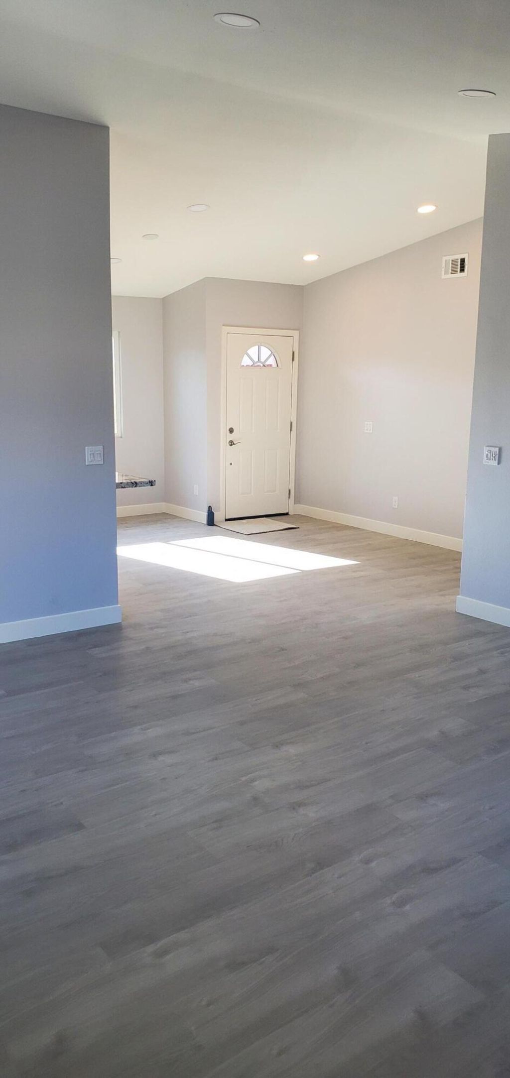 listing image 10994084881823