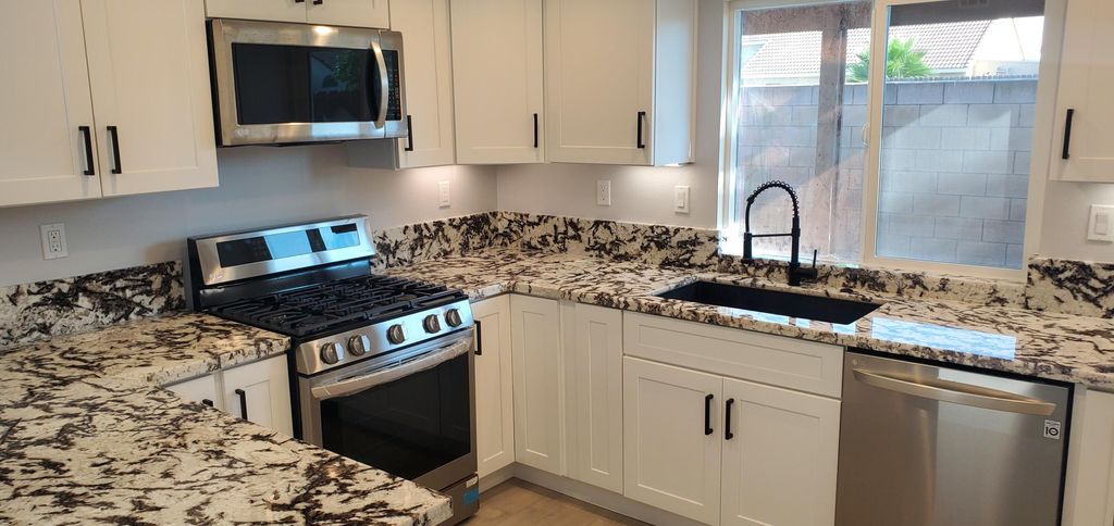listing image 1099942416442