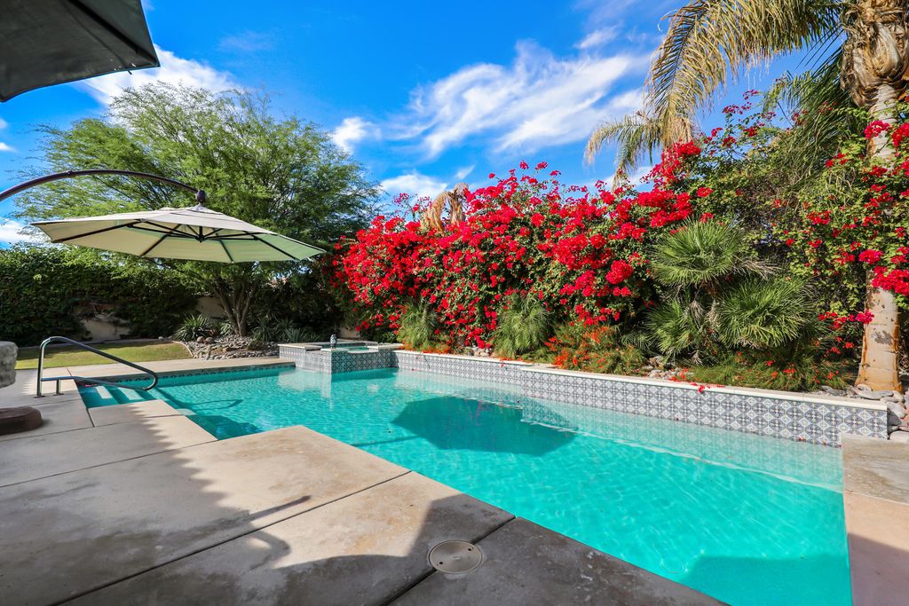 listing image 10996018399951890360