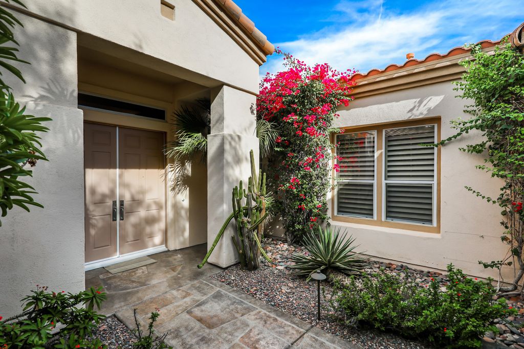 listing image 10996547209766907860