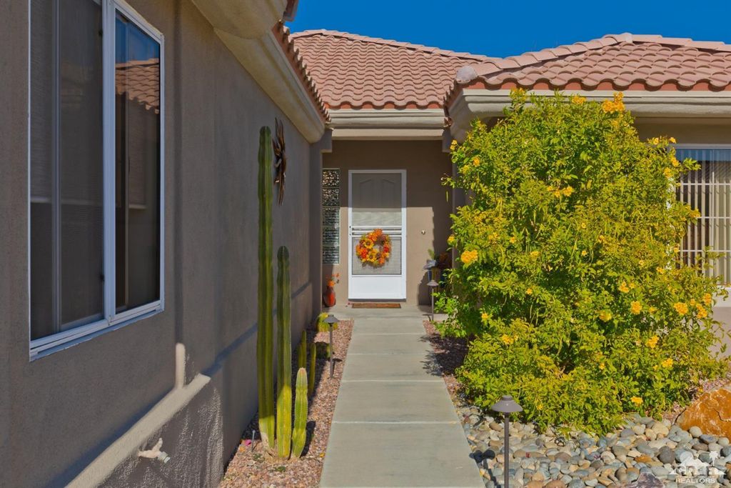 listing image 10999091156346857014