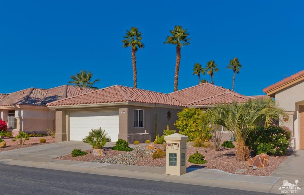 listing image 10994683059381667006
