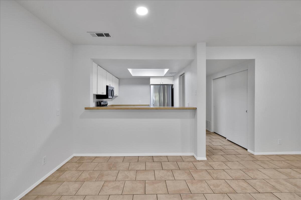 Palm Springs, California 92262, United States, 1 Bedroom Bedrooms, ,1 BathroomBathrooms,Residential,Pending,156156