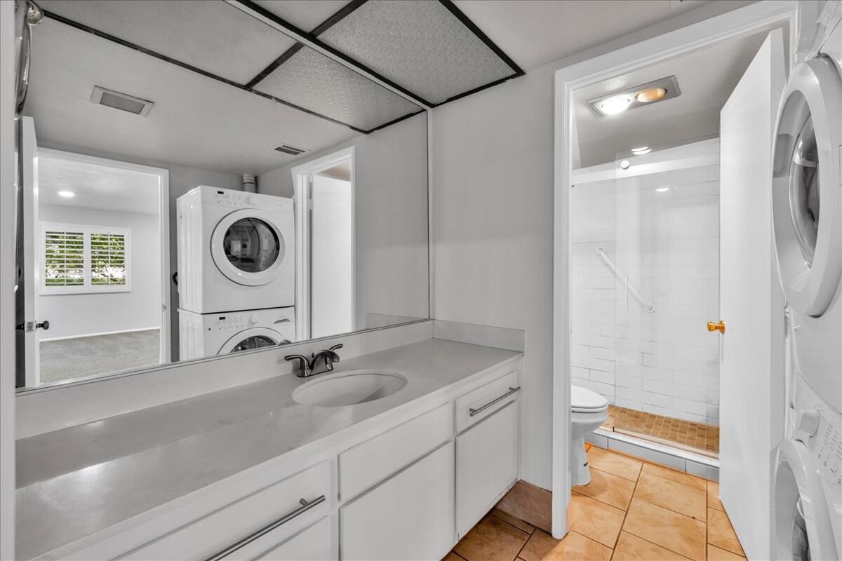 Palm Springs, California 92262, United States, 1 Bedroom Bedrooms, ,1 BathroomBathrooms,Residential,Pending,156156