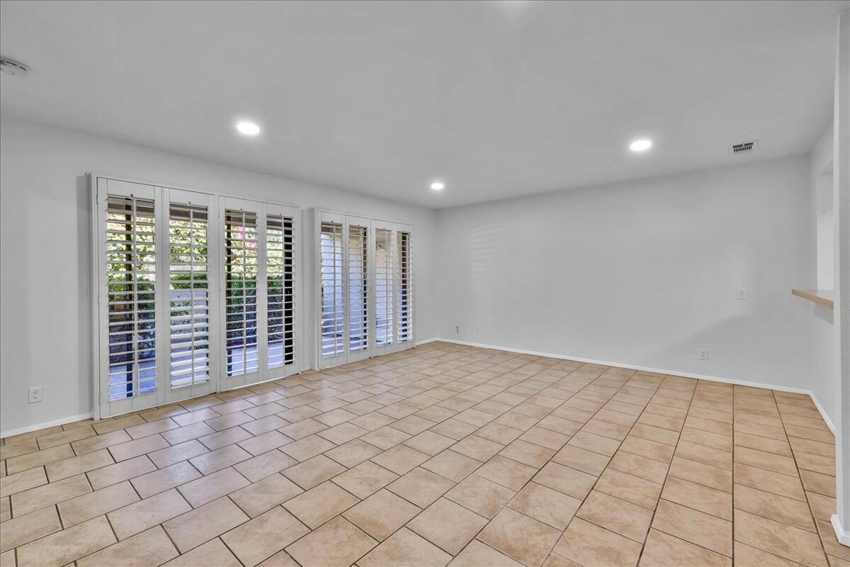 Palm Springs, California 92262, United States, 1 Bedroom Bedrooms, ,1 BathroomBathrooms,Residential,Pending,156156