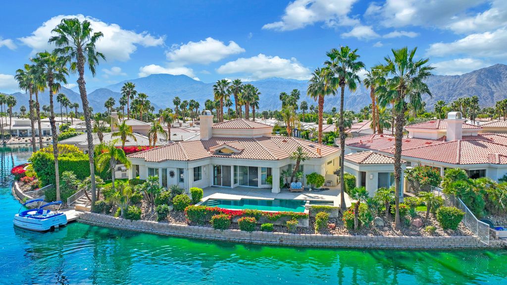 Photo of 47540 Via Montessa, La Quinta, CA 92253 (MLS # 219144252)