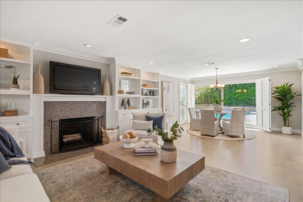 Rancho Palos Verdes, California 90275, United States, 4 Bedrooms Bedrooms, ,3 BathroomsBathrooms,Residential,Active,210278