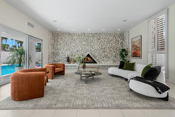 1190 S CALLE DE MARIA, PALM SPRINGS, CA 92264 - Image d4a8a2abb58338290bcd233fea6bd8be/534824387