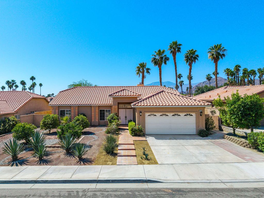 Photo of 78515 Naples Drive, La Quinta, CA 92253 (MLS # 219146175)
