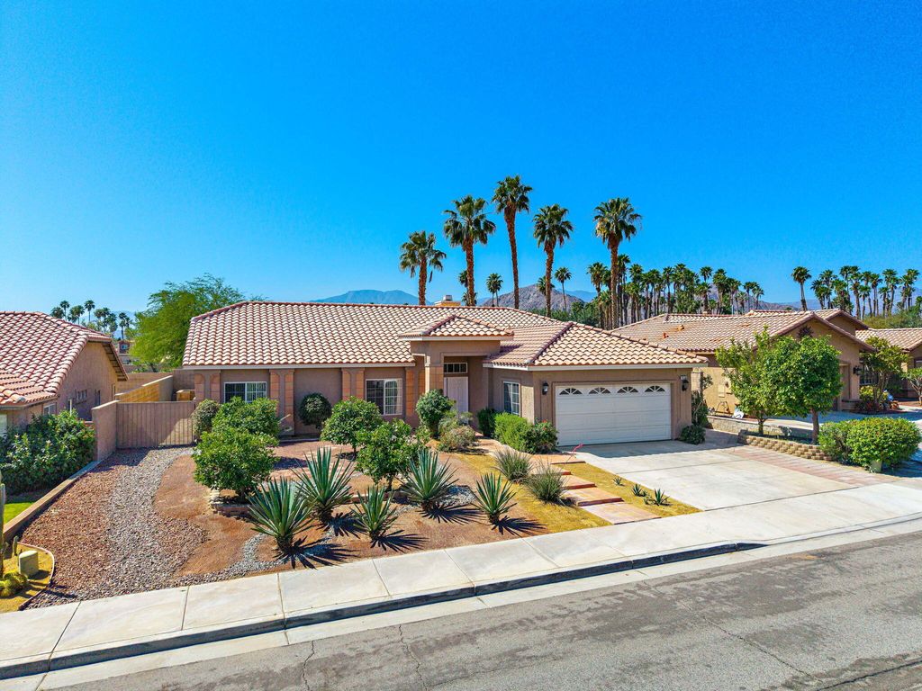 Photo of 78515 Naples Drive, La Quinta, CA 92253 (MLS # 219146175)
