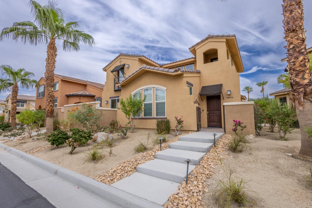 Photo of 52273 Rosewood Lane Lane, La Quinta, CA 92253 (MLS # 219151987)
