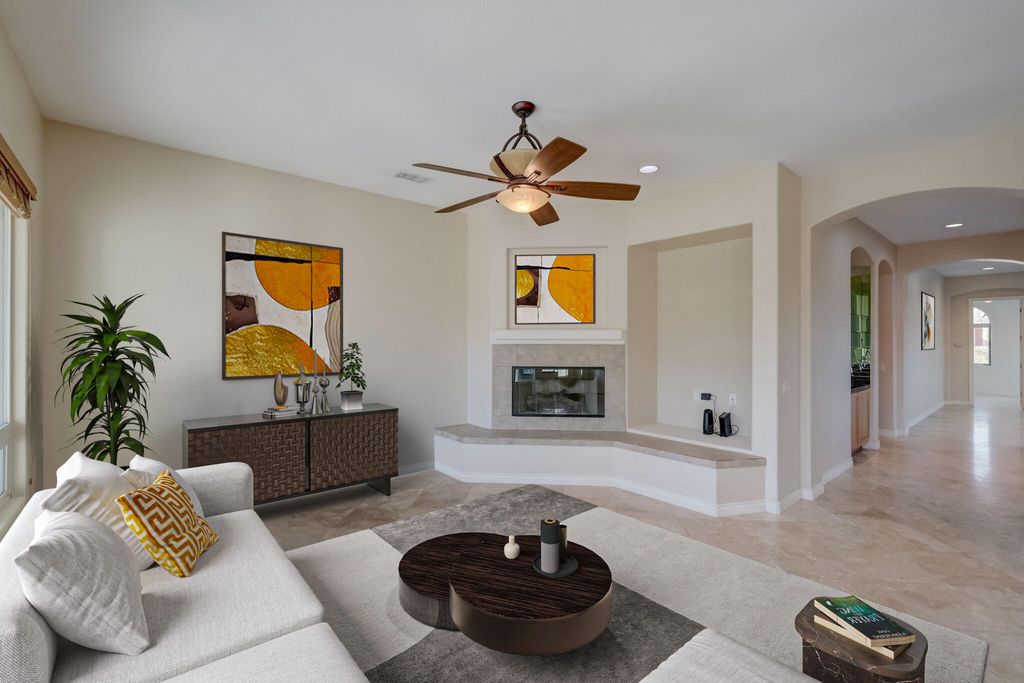 listing image 10993899812590534109