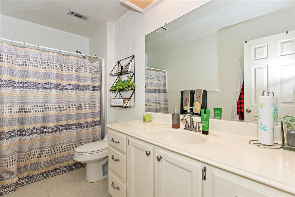 listing image 10992031819371